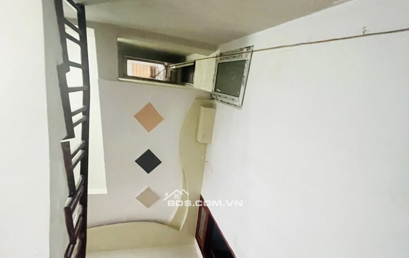Nhà Yên Hòa - Phân Lô 3 Gác Tránh- 2 Nhà Ra Phố - Ngõ Thông Kinh Doanh